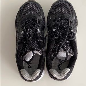 Fila sneakers - NEW!